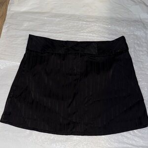 GUESS Black Women's Mini Skirt - Classic A-Line